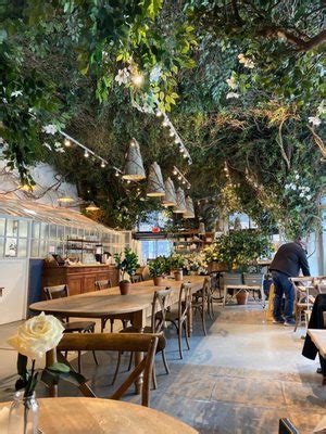 maman king 375 hudson street.